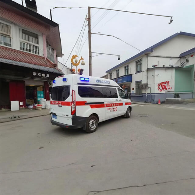 内蒙古自治区呼和浩特市救护车租赁到包头市青山区市救护车长途怎么收费