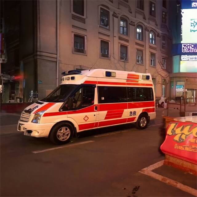 呼和浩特救护车出租转运中心