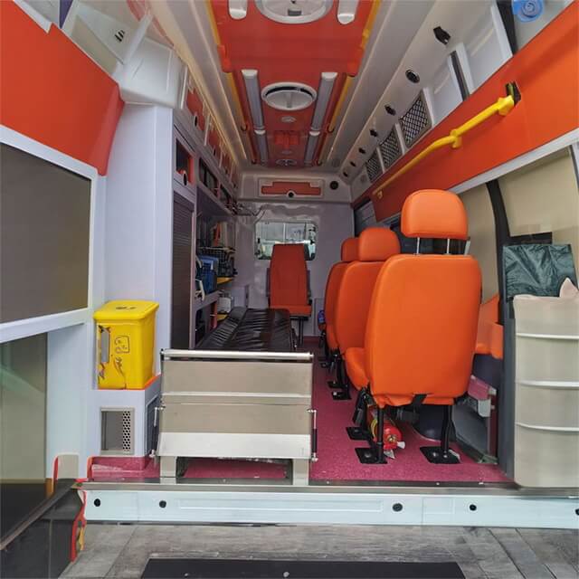 内蒙古自治区呼和浩特玉泉区救护车租赁到赤峰市市辖区救护车租赁：非急救转运车 救护车急救电话