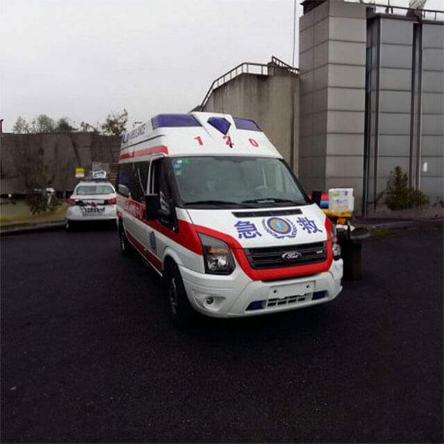 乌海市海勃湾区医院预约私人救护车转运到北京 救护车出租公司哪里有