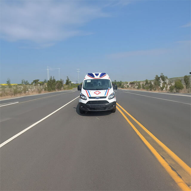 呼和浩特市赛罕区救护车护送到内蒙古自治区呼和浩特市市辖区救护车租赁：监护型救护车 救护车电话