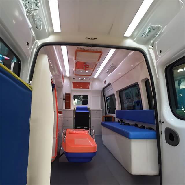 内蒙古自治区呼和浩特回民区救护车护送到内蒙古兴安盟乌兰浩特市出租120联系方式 救护车出租电话号码 120出租费用