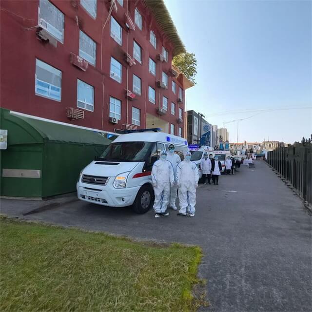 内蒙古自治区精神卫生中心租赁私家救护车转院到宁夏吴忠 救护车出租车多少钱一公里