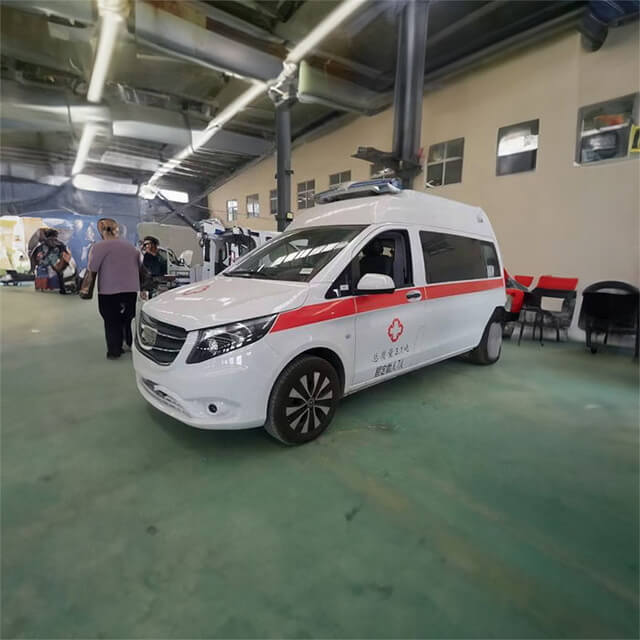 内蒙古医学院附属医院租赁私人救护车到云南丽江 救护车出租公司哪里有