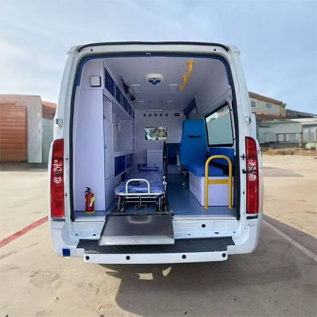 内蒙古呼和浩特赛罕区救护车转运到内蒙古自治区赤峰市林西县救护车送回家多少钱