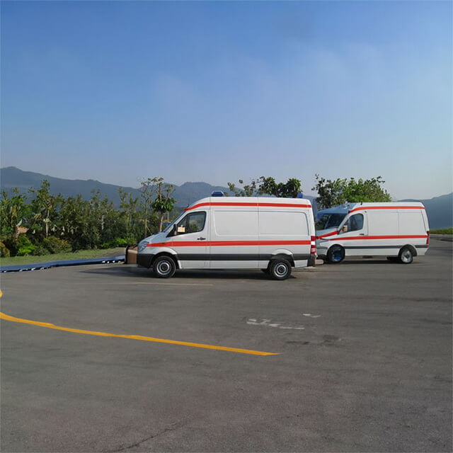 扎赉特旗蒙医院租私人救护车转院到河南商丘 私人救护车出租怎么样