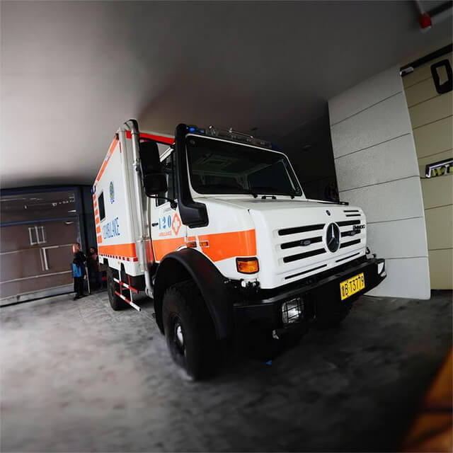 内蒙古自治区呼和浩特市清水河县救护车护送到赤峰市阿鲁科尔沁旗救护车租赁：救护病人转运车 电话救护车