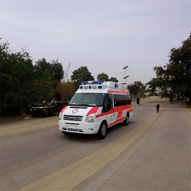 内蒙古呼市回民区救护车租赁到内蒙古自治区阿拉善盟额济纳旗救护车的电话多少 价格救护车价格
