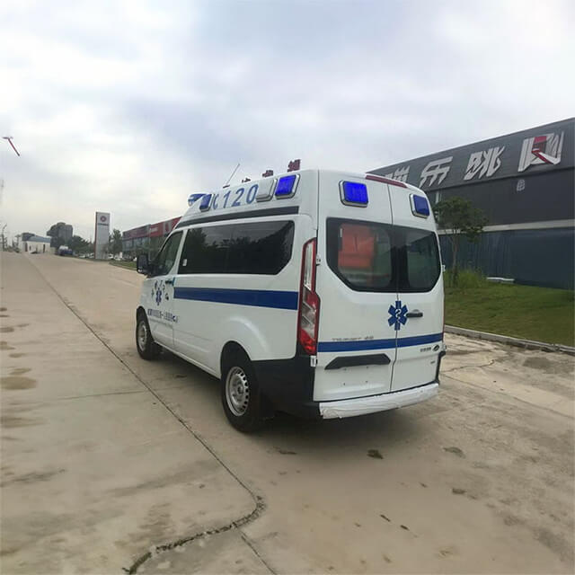 呼和浩特托克托县救护车转运到内蒙古自治区锡林郭勒盟多伦县救护车转院收费标准