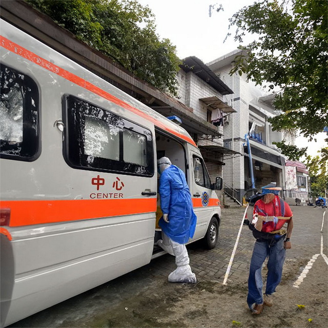 内蒙古自治区医院租120私人急救车到河北承德 出租救护车一般多少钱