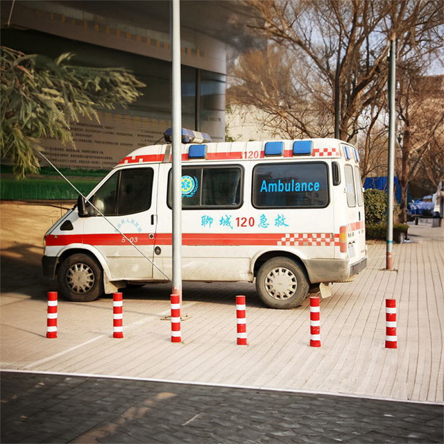 赤峰市红山区医院120私人救护车租赁到西藏拉萨 医院救护车叫一次多少钱 出租