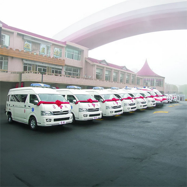 土默特左旗救护车转运到内蒙古通辽市科尔沁左翼中旗叫辆救护车多少钱