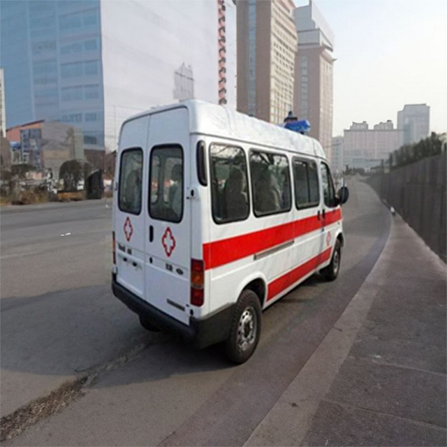 通辽市中医院预约私人救护车租赁到吉林延边 救护车出租电话哪里有