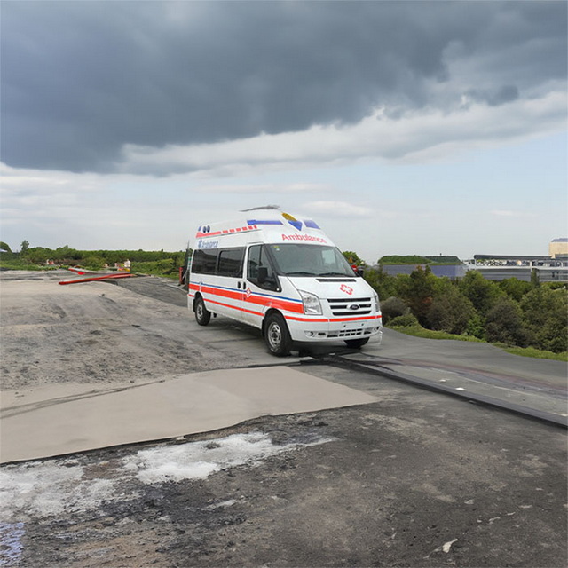 玉泉区救护车护送到内蒙古呼和浩特市托克托县救护车租赁：救护车转运有限公司 私人救护车租赁电话