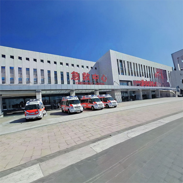 赤峰市中蒙医院租私家救护车转院到四川遂宁 救护车出租一般多少钱公司